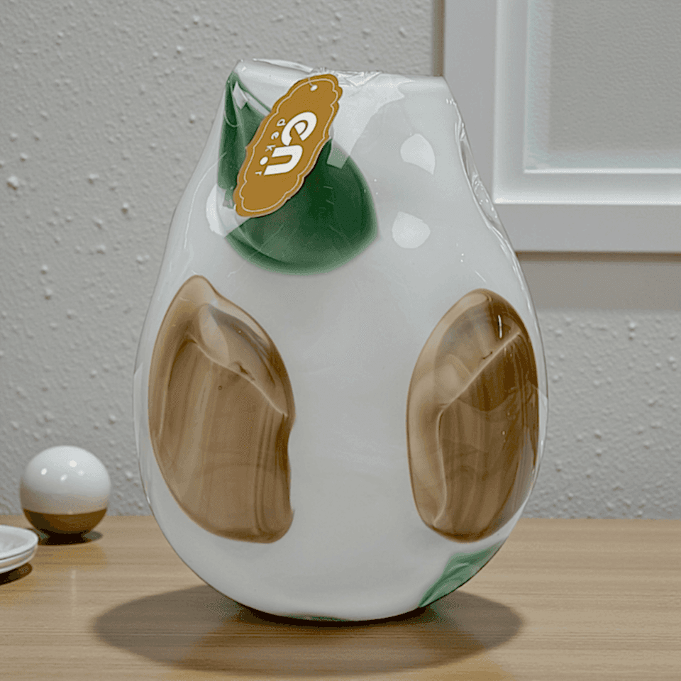 ORTA RENKLİ CAM VAZO