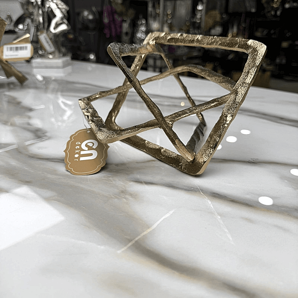GEOMETRİK GOLD DÖKÜM OBJE 2