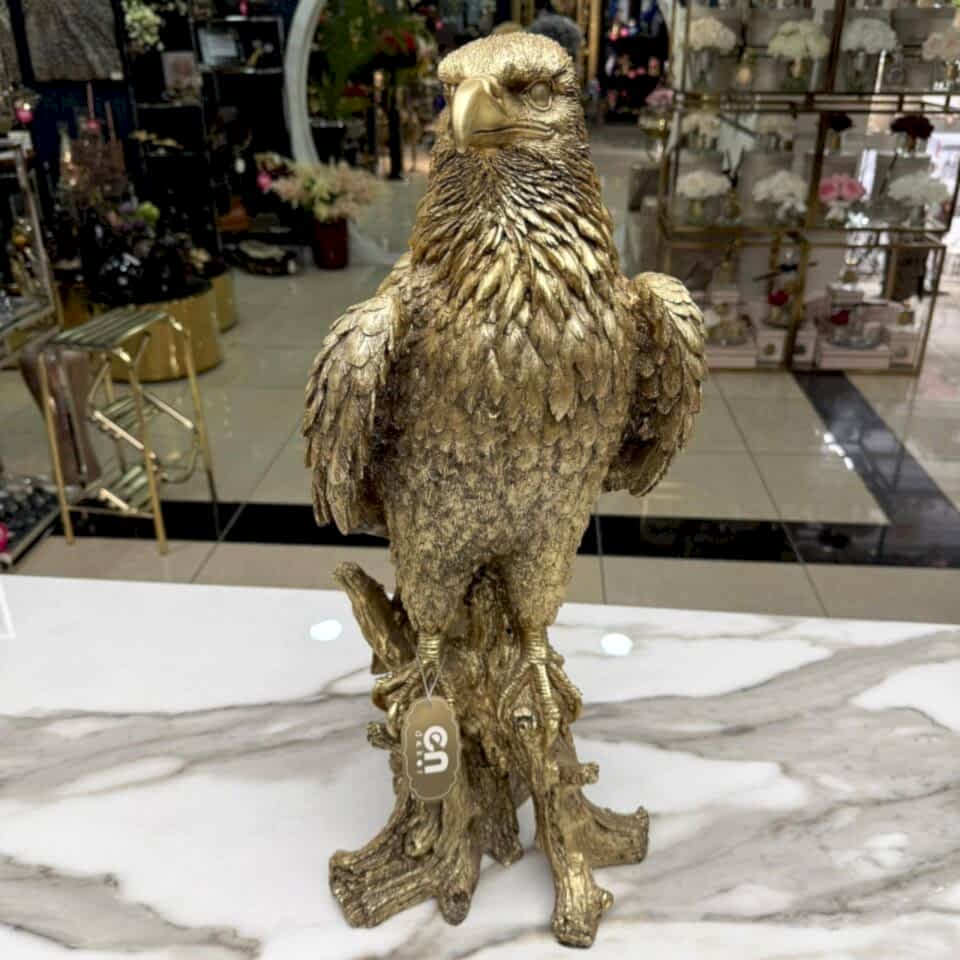 ALTIN KARTAL HEYKELİ